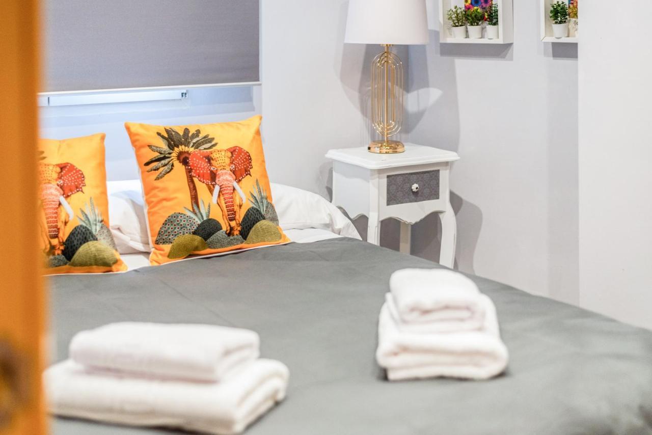 Tuguest Alhacaba Apartment - Free Parking Granada Luaran gambar