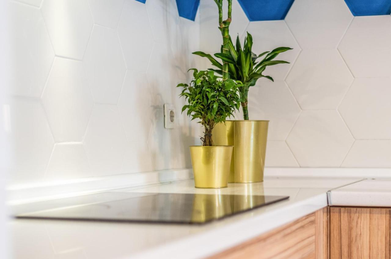 Tuguest Alhacaba Apartment - Free Parking Granada Luaran gambar